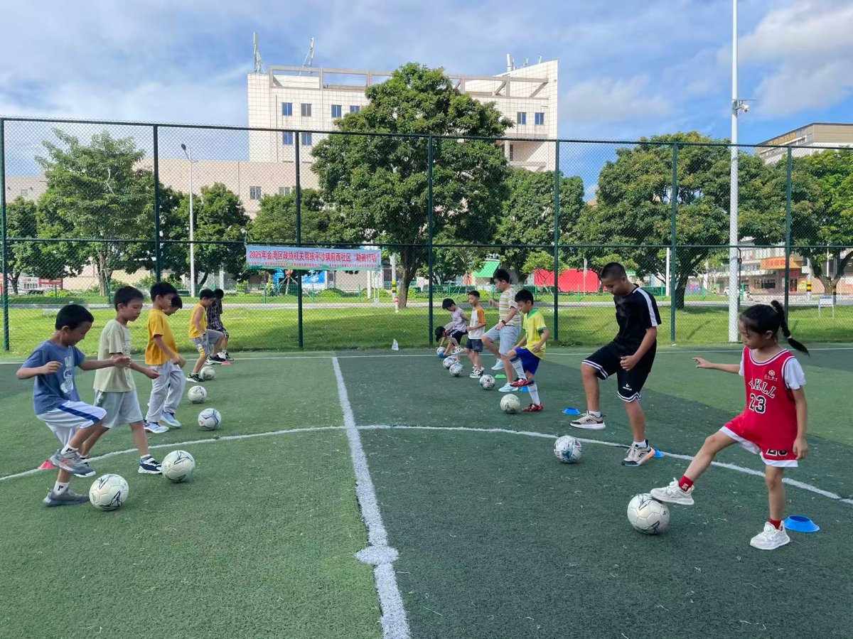 爱游戏体育（官网） APP下载球队训练幕后